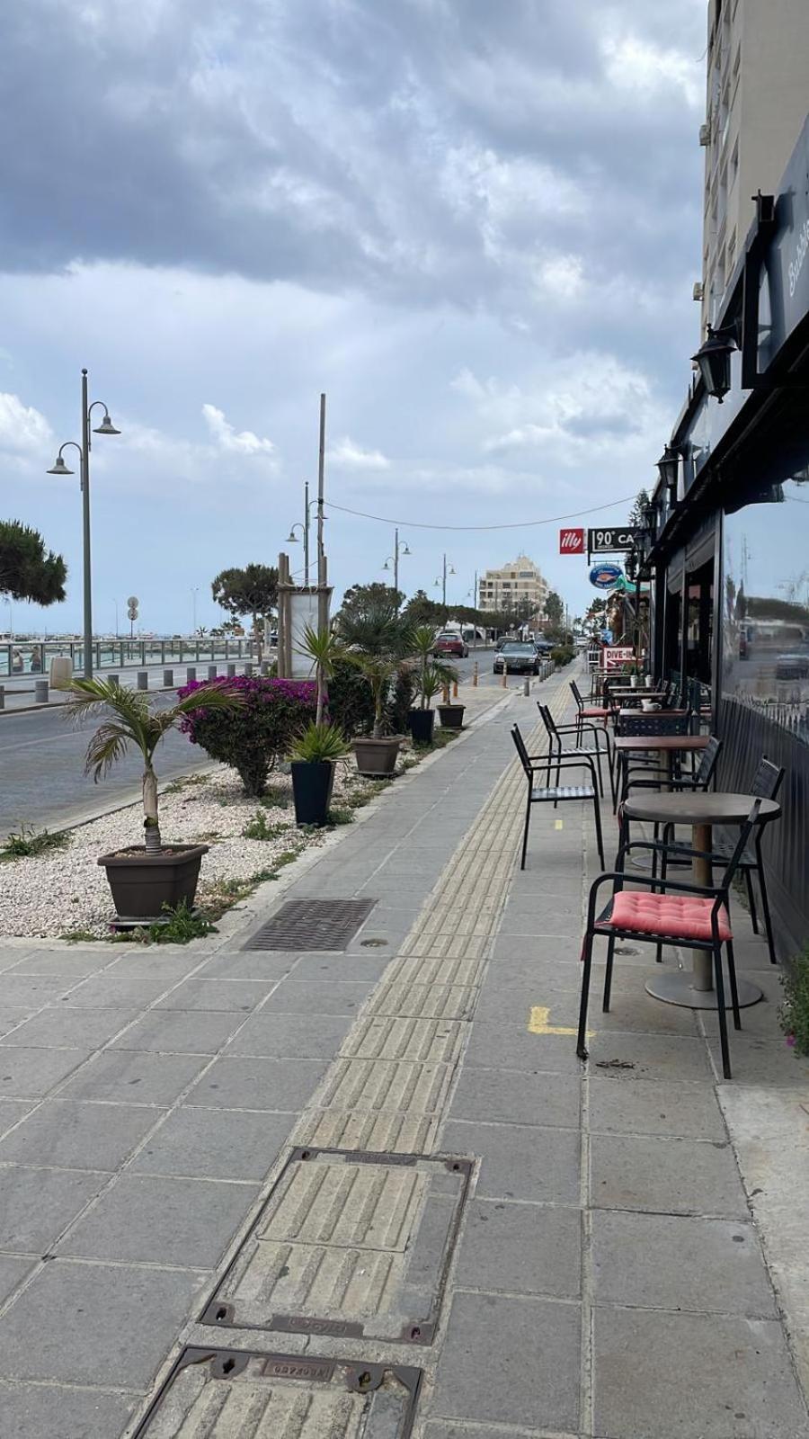 Stelia'S Seagate Studio Apt. Larnaca Bagian luar foto